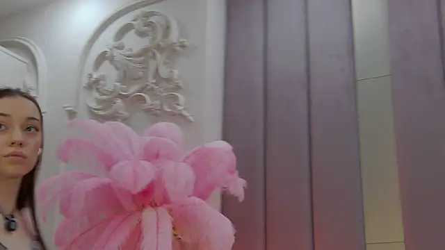 ZoeyNeal online show from February 18, 2026, 2:46 pm