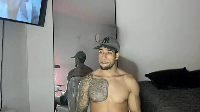 Snapshot of ThiagoLugo chatting on September 18, 2025, 5:21 am ThiagoLugo online show from September 18, 2025, 5:21 am