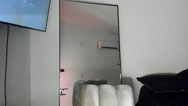 Snapshot of ThiagoLugo chatting on September 24, 2025, 7:53 pm ThiagoLugo online show from September 24, 2025, 7:53 pm