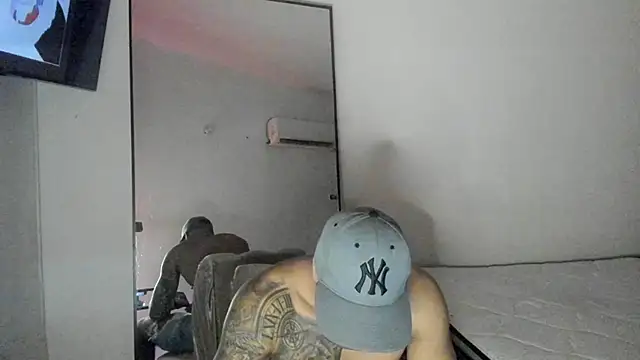 Snapshot of ThiagoLugo chatting on September 19, 2025, 5:22 am ThiagoLugo online show from September 19, 2025, 5:22 am