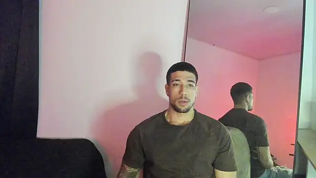 Snapshot of ThiagoLugo chatting on October 26, 2025, 6:14 am ThiagoLugo online show from October 26, 2025, 6:14 am