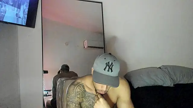 Snapshot of ThiagoLugo chatting on September 14, 2025, 6:41 pm ThiagoLugo online show from September 14, 2025, 6:41 pm