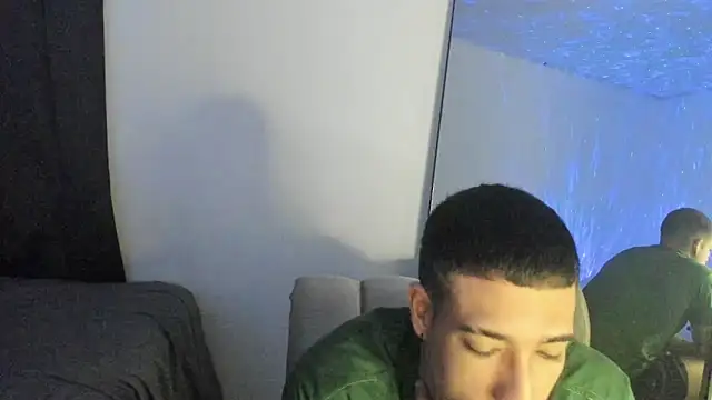 ThiagoLugo online show from January 14, 2026, 5:22 am