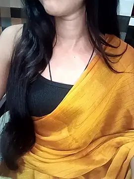 Snapshot of Queen_Pooja7 chatting on October 19, 2025, 4:54 pm Queen Pooja7 online show from October 19, 2025, 4:54 pm