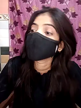 Snapshot of Queen_Pooja7 chatting on October 25, 2025, 3:34 pm Queen Pooja7 online show from October 25, 2025, 3:34 pm