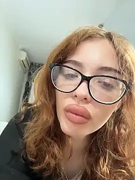 Hannah xBaby online show from March 29, 2026, 3:24 pm