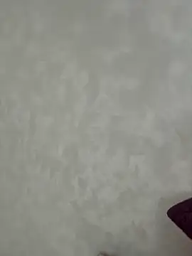 Hannah xBaby online show from October 1, 2025, 11:03 am