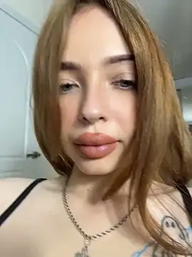 Hannah xBaby online show from June 3, 2026, 3:28 pm