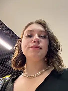 Snapshot of lucy-joy chatting on September 25, 2025, 10:32 am lucy-joy online show from September 25, 2025, 10:32 am