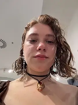 Snapshot of lucy-joy chatting on October 14, 2025, 9:54 am lucy-joy online show from October 14, 2025, 9:54 am