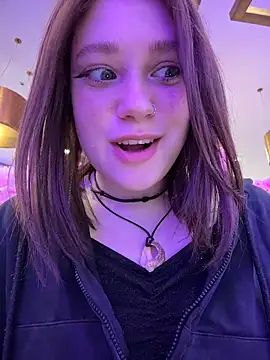 Snapshot of lucy-joy chatting on February 27, 2026, 7:19 am lucy-joy online show from February 27, 2026, 7:19 am