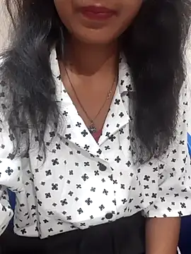 AnkitaDevi online show from September 29, 2025, 3:57 am