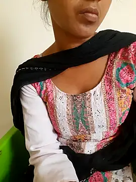 Snapshot of AnkitaDevi chatting on July 1, 2026, 3:29 am AnkitaDevi online show from July 1, 2026, 3:29 am