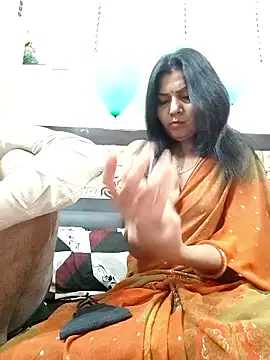 Snapshot of Yourhotsweetgirl chatting on January 15, 2026, 5:49 pm Yourhotsweetgirl online show from January 15, 2026, 5:49 pm