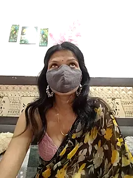 Snapshot of Yourhotsweetgirl chatting on October 6, 2025, 3:51 am Yourhotsweetgirl online show from October 6, 2025, 3:51 am