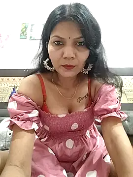 Snapshot of Yourhotsweetgirl chatting on September 10, 2025, 11:04 pm Yourhotsweetgirl online show from September 10, 2025, 11:04 pm