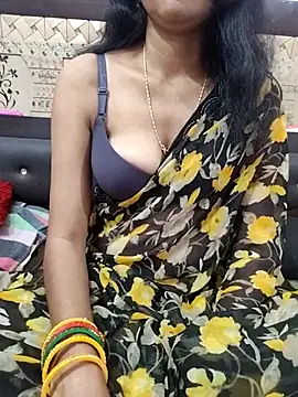 Snapshot of Yourhotsweetgirl chatting on October 31, 2025, 5:59 am Yourhotsweetgirl online show from October 31, 2025, 5:59 am