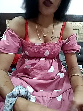 Snapshot of Yourhotsweetgirl chatting on October 22, 2025, 5:23 pm Yourhotsweetgirl online show from October 22, 2025, 5:23 pm