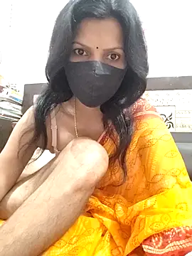 Snapshot of Yourhotsweetgirl chatting on October 29, 2025, 4:44 am Yourhotsweetgirl online show from October 29, 2025, 4:44 am