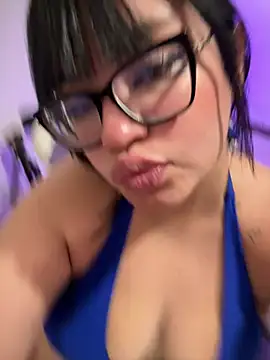 Emily Taylor2 online show from August 6, 2026, 1:55 am