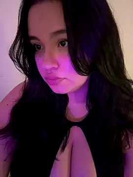 Emily Taylor2 online show from January 6, 2026, 2:04 am