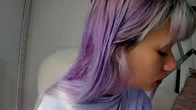 barbieambar online show from October 16, 2025, 1:08 pm