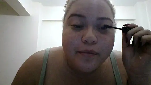 Snapshot of GoddessMocha chatting on September 18, 2025, 11:35 am GoddessMocha online show from September 18, 2025, 11:35 am
