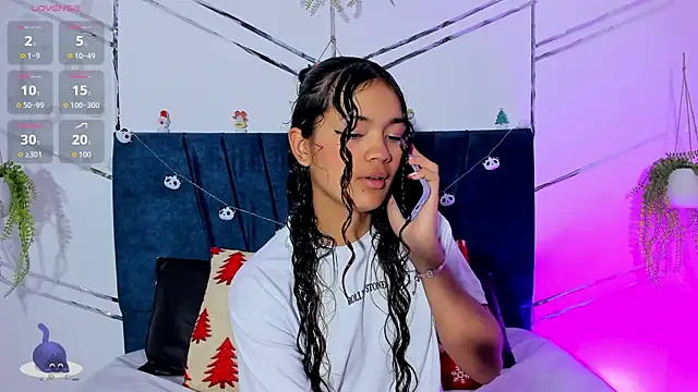 Camilla Miller01 online show from December 19, 2025, 2:08 pm