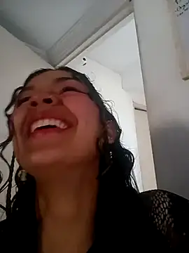 Camilla Miller01 online show from September 25, 2025, 2:01 pm