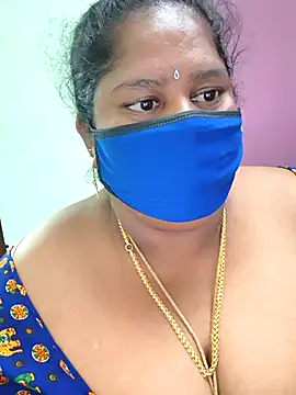 rasiya1431 online show from September 10, 2025, 4:39 pm