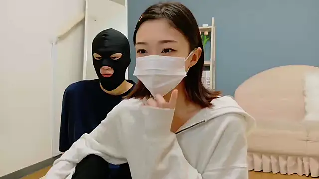 Miko-ooo online show from September 15, 2025, 7:42 am