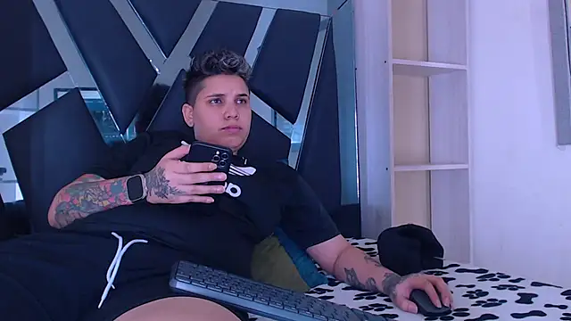 Snapshot of karla_sexy21 chatting on October 9, 2025, 4:13 am karla sexy21 online show from October 9, 2025, 4:13 am