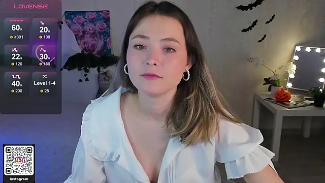 Snapshot of ArleneThomas chatting on October 28, 2025, 12:59 pm ArleneThomas online show from October 28, 2025, 12:59 pm