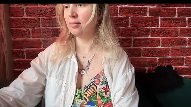 CitrusBlissss online show from October 24, 2025, 2:10 am