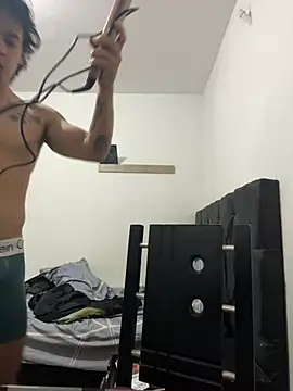 The amazing Tyler online show from July 4, 2026, 11:31 pm