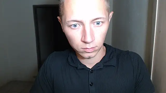 BlondZilla online show from November 16, 2025, 11:48 am