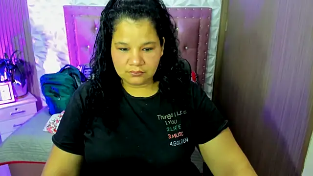 Snapshot of May_fk chatting on September 19, 2025, 4:38 am May fk online show from September 19, 2025, 4:38 am