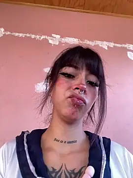 kiittyselenita online show from February 10, 2026, 10:42 pm