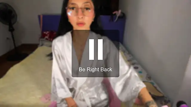 Anais lux online show from May 7, 2026, 1:43 am