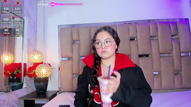 Snapshot of ShylySweet chatting on September 19, 2025, 5:22 am ShylySweet online show from September 19, 2025, 5:22 am