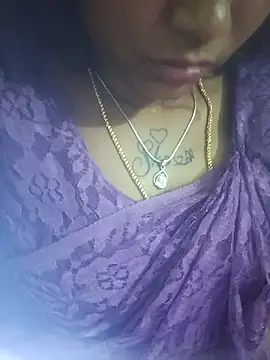 Lavanya1431 online show from September 15, 2025, 3:23 pm