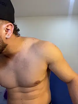 MaxDell online show from March 21, 2026, 7:07 pm