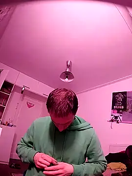 Wilsonn86 online show from February 17, 2026, 7:49 am