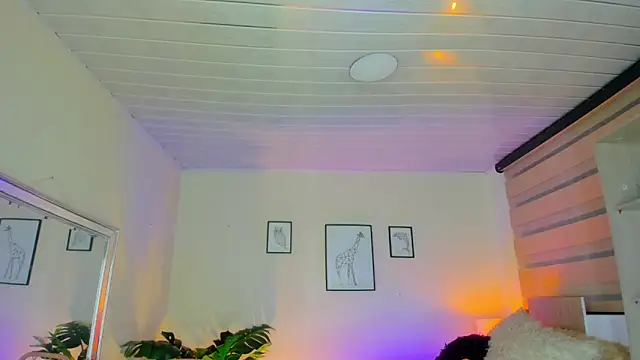 LusyKitty online show from October 3, 2025, 3:02 pm