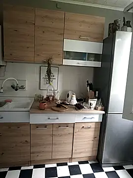 PerpetuaAnastagi online show from October 8, 2025, 7:10 am