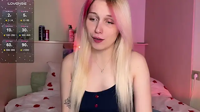  Annabel Myr  online show from October 20, 2025, 11:11 am