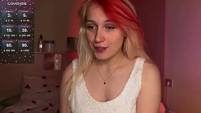  Annabel Myr  online show from November 13, 2025, 11:25 am