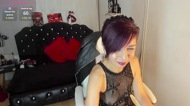 Snapshot of Trinityy__ chatting on September 22, 2025, 7:09 pm Trinityy online show from September 22, 2025, 7:09 pm