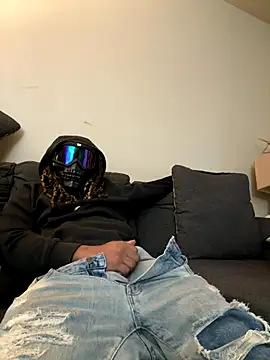 Vito lovefans online show from November 10, 2025, 2:11 pm