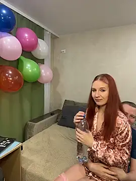 Hera Mark online show from September 29, 2025, 4:41 am